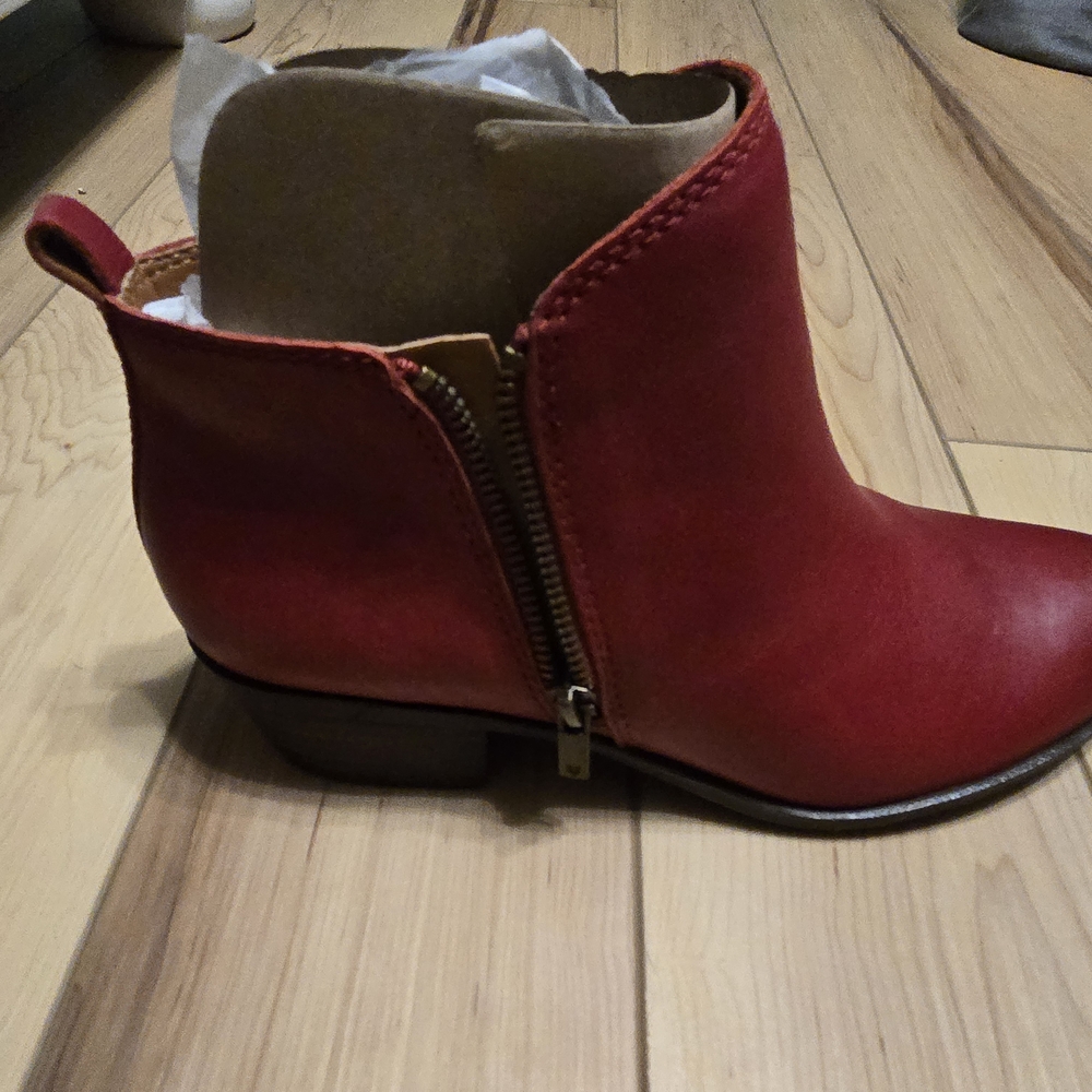 Lucky Brand Cherry Red Ankle Booties - Picture 2 of 6